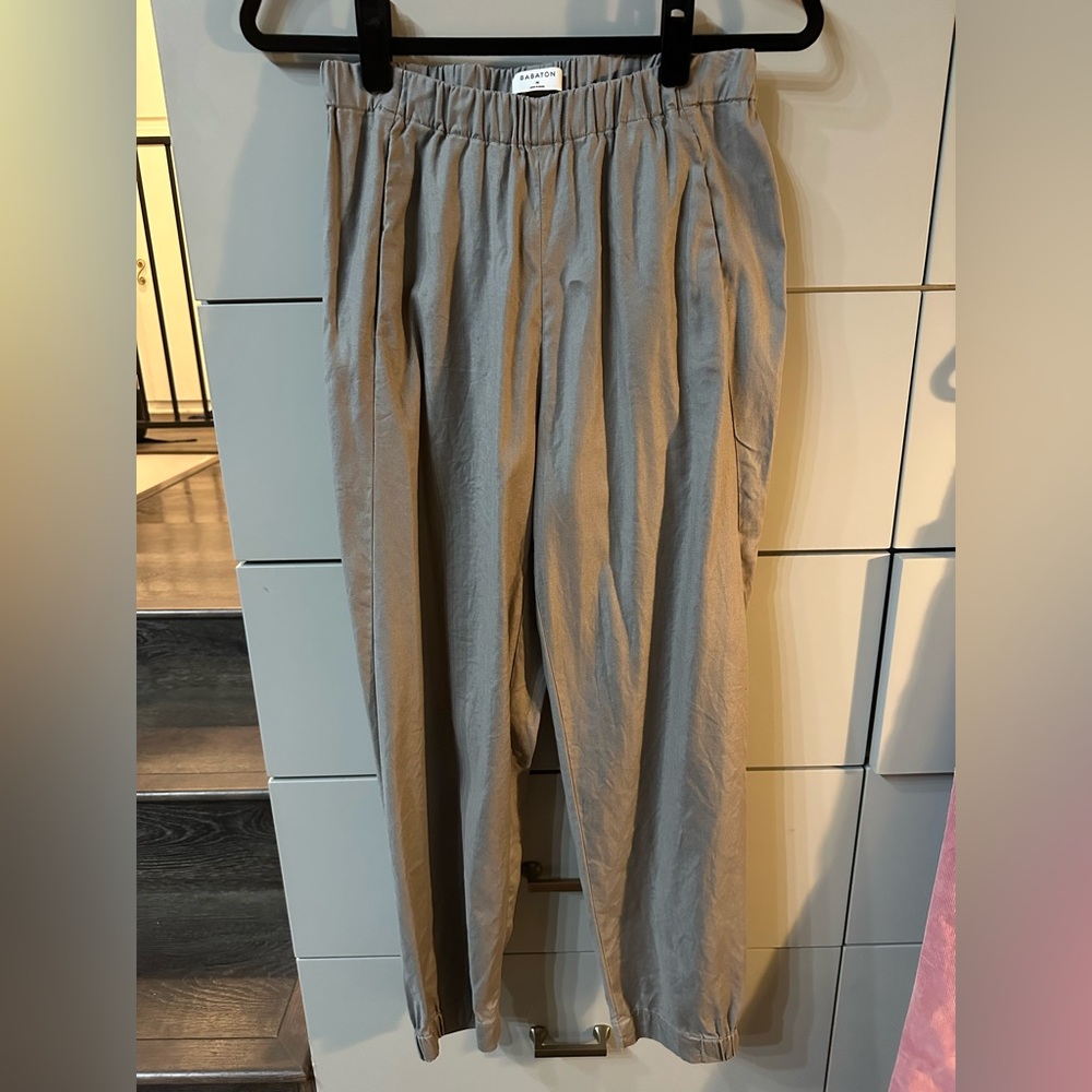 Aritizia Babaton Dexter Linen Blend Pull-On Ankle Pants Gray Size Medium - Picture 3 of 8